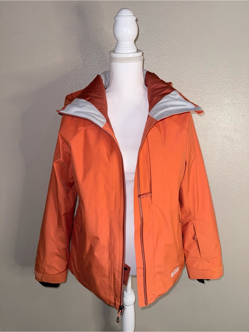 Stio Doublecharge Insulated Neon Bloom Hooded Jacket Coat - Sz Small, NWOT - Picture 2 of 15